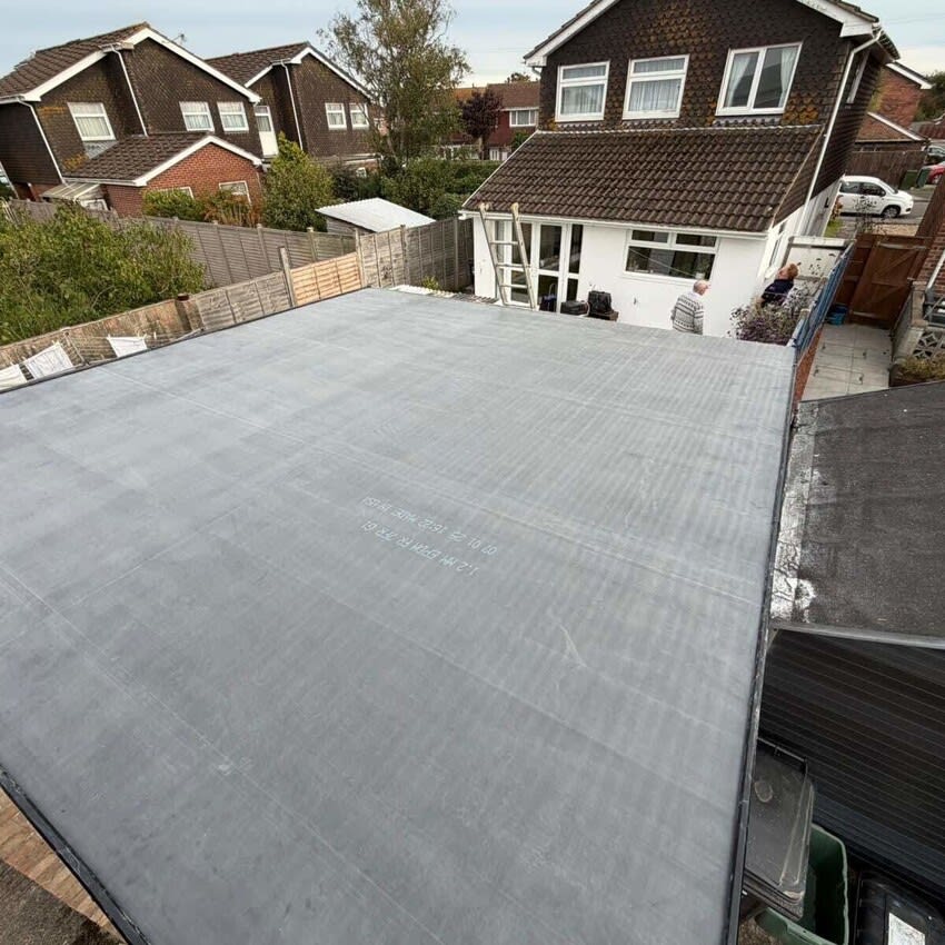 flat roof with new epdm covering in bristol iinstalled by alpine home and garden improvements ltd