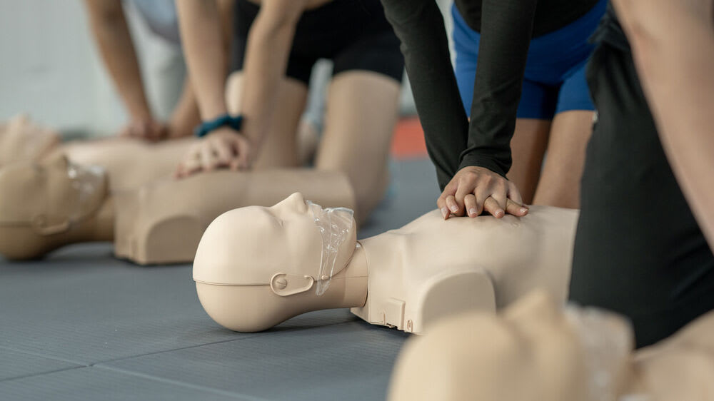 Emergency first aid at work, CPR + Anaphylaxis training (accredited) 