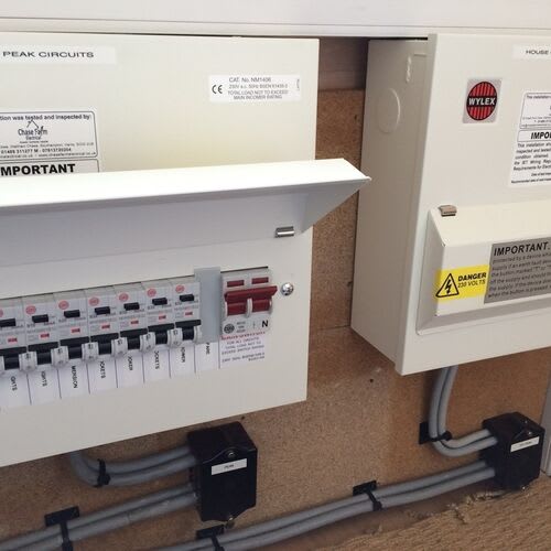 Domestic wiring inspection for EICR certification by professional electricians\r\n