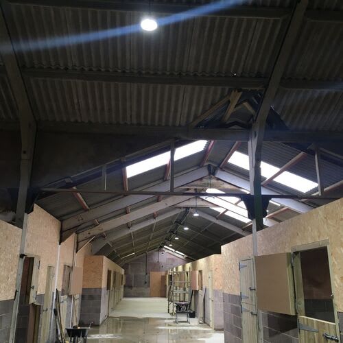 Energy-saving lighting for large agricultural storage units and silos.\r\n