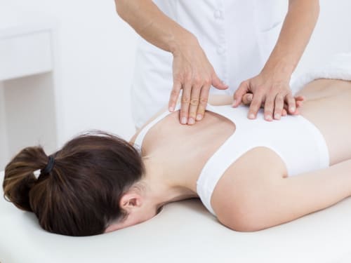 What Does an Osteopath Do? Understanding Osteopathy for Back, Neck and Body Pain