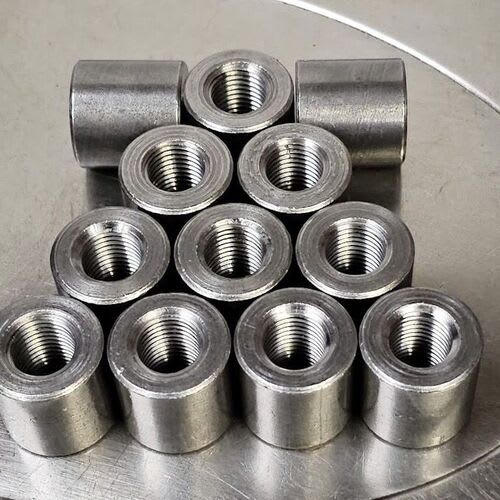 Round internally threaded nuts