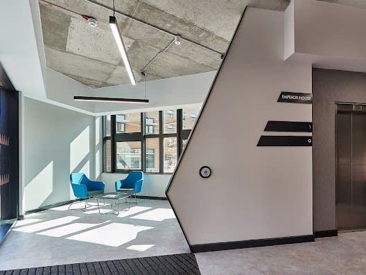 GS Verde Group advises Paramount Office Interiors on their management buy-out