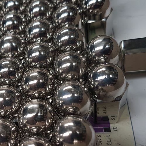 Precision Dome & Cap Nuts Manufacturer UK | High Quality Acorn Nuts to DIN 1587 & SAE J483