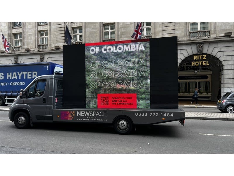 Billboard Advertising, Mobile Billboard Advertising, Mobile Advertising Vans, Digital Displays, Digital Advertising Screens, Large Outdoor Screens, timed ads, Advertising Campaigns, Ad Campaign, OOH Advertising, best advertising, Creative Agency,