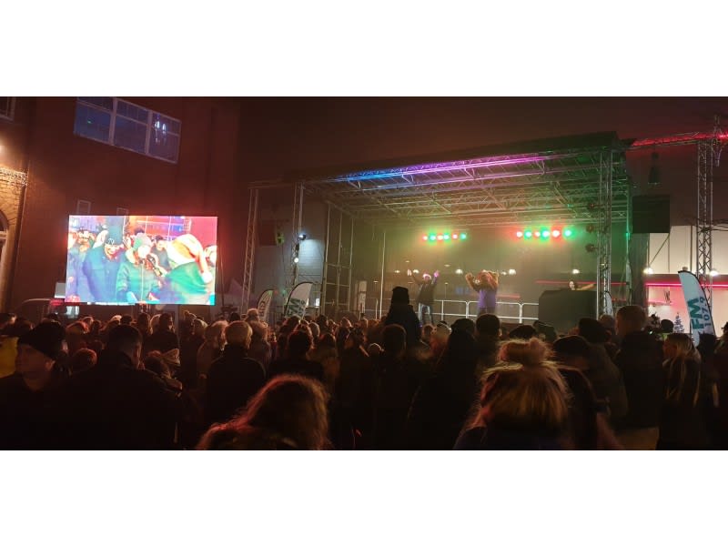 LED Screen rental, LED Screen Hire, Event Screens, LED Screens, Festival Screen, LED Display, Outdoor Screen, large screen, projector screens, Modular Screen, outdoor cinema screen, Funeral Screen, Funeral Projectors, Digital Display Screen, LED Wall,