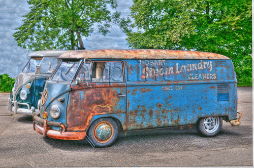 A rusty camper