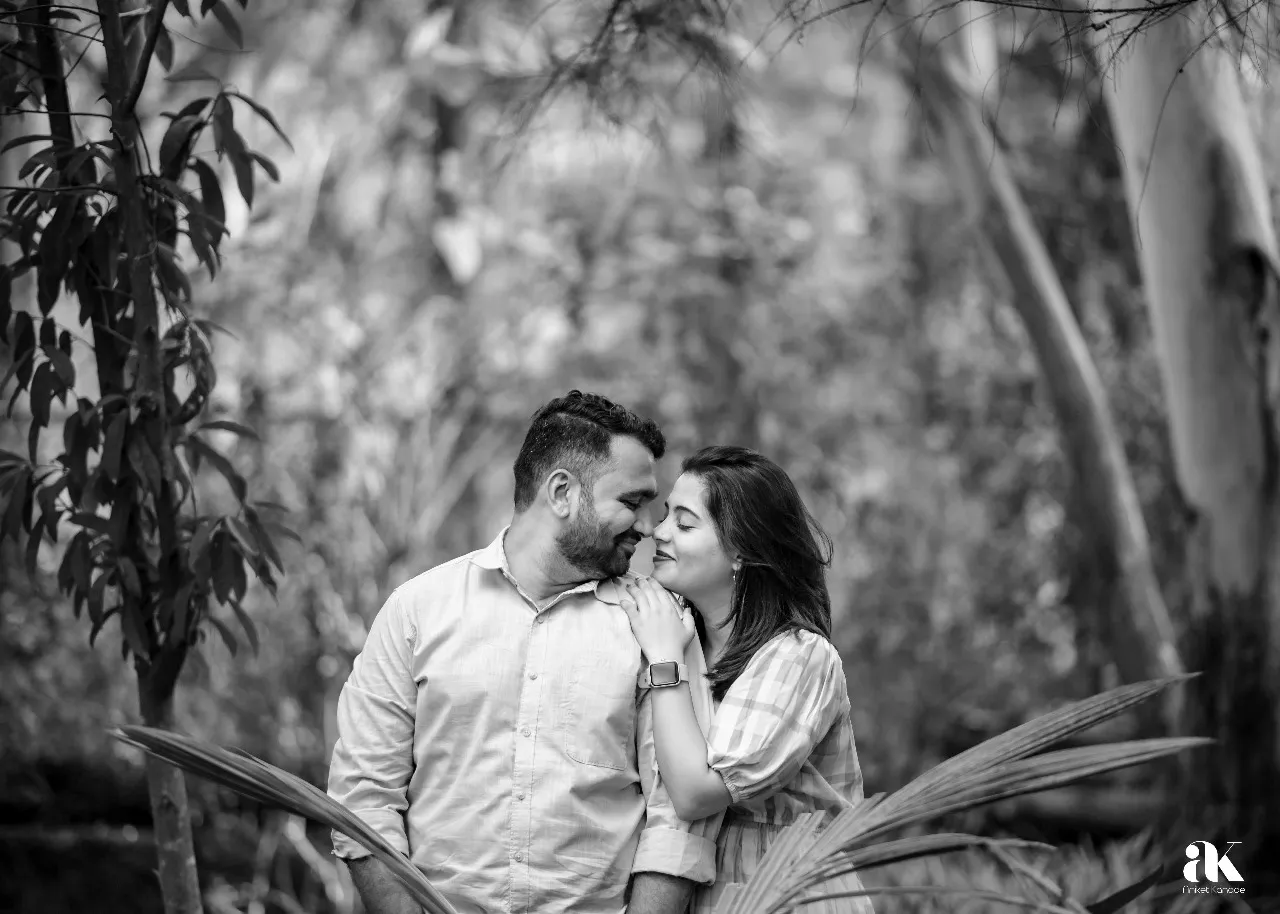 Wedding Photography Pune, Maharashtra | Black and White