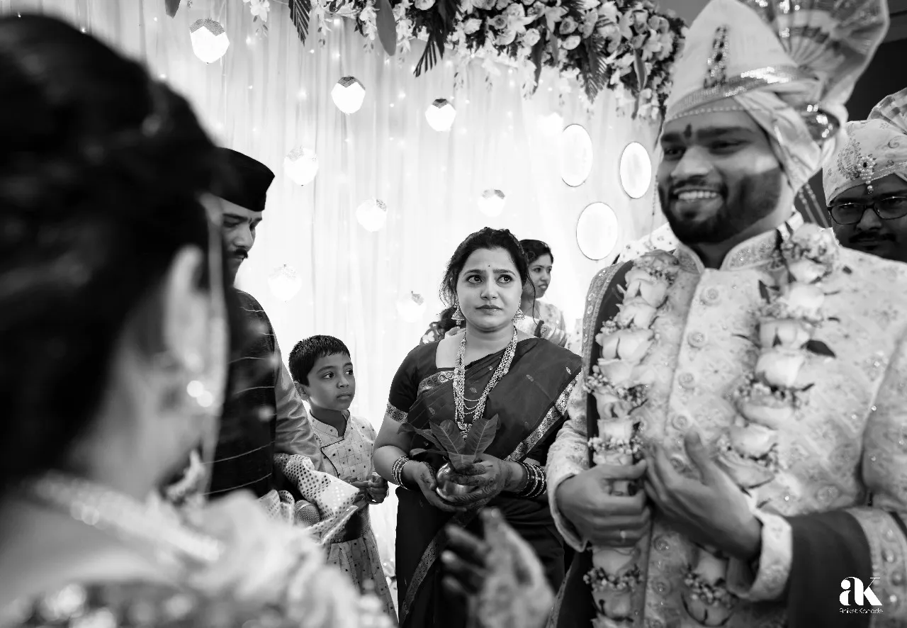 Wedding Photography Pune, Maharashtra | Black and White