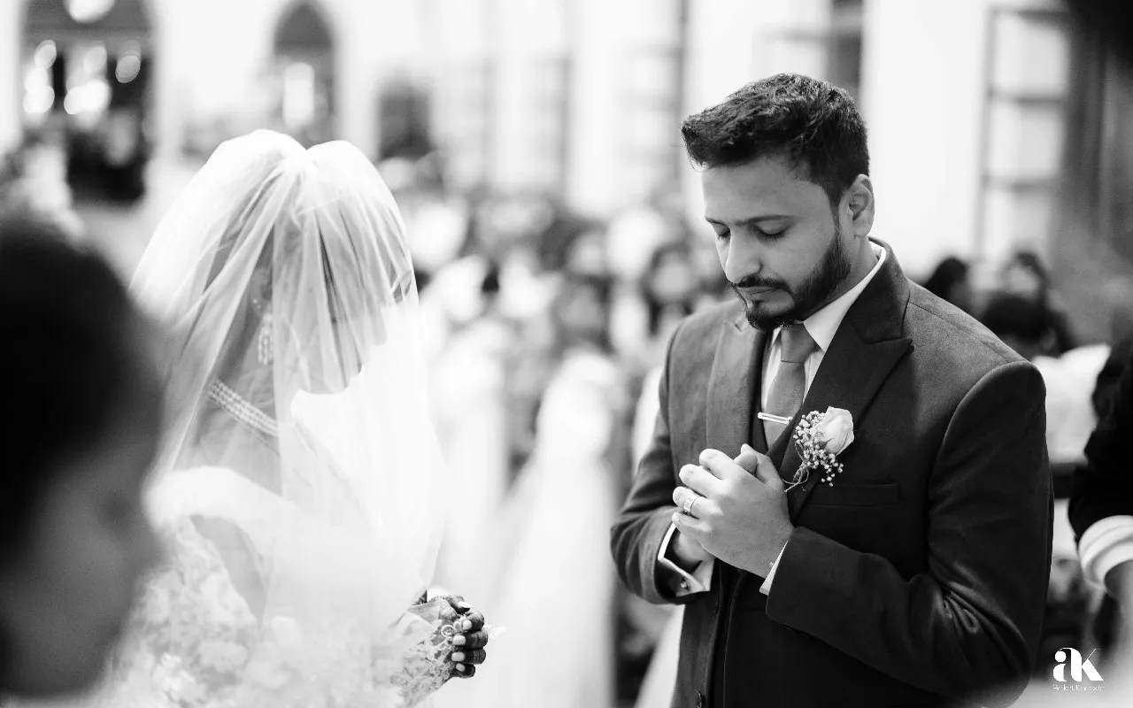 Wedding Photography Pune, Maharashtra | Black and White