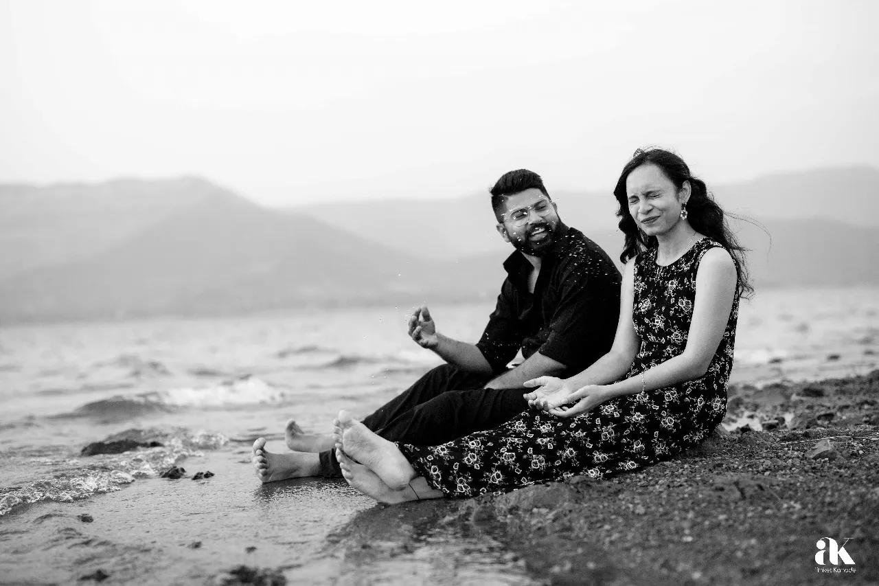 Wedding Photography Pune, Maharashtra | Black and White