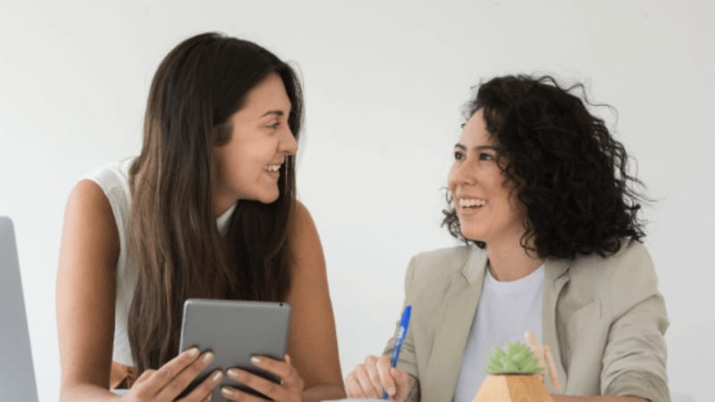 Imagem de destaque do post Marketing conversacional: como engajar clientes com chatbots e assistentes virtuais