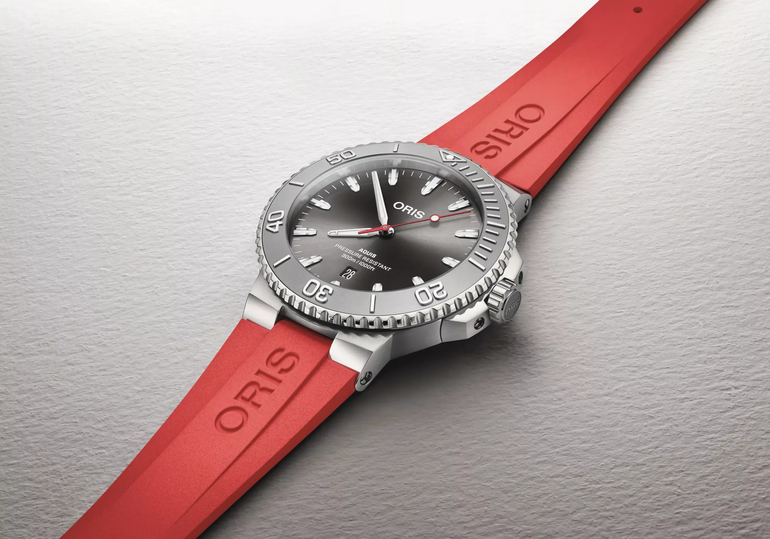 01 733 7789 4153 07 4 23 36 FC Aquis Date Relief prs