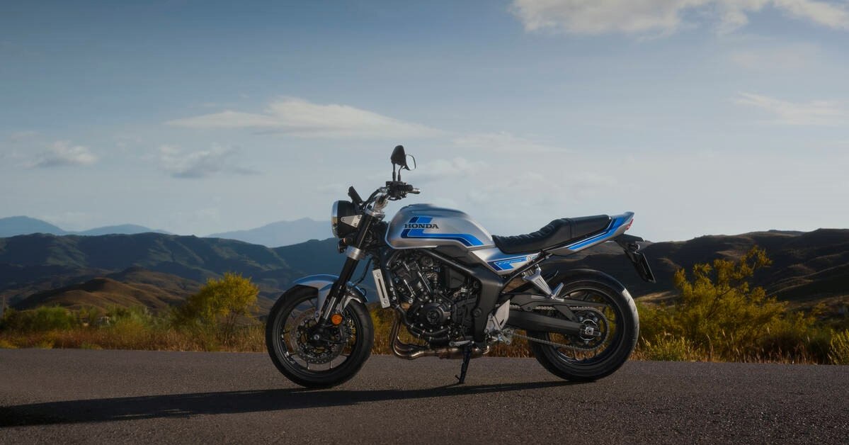 How moto24.de Uses AI to Accelerate Customer Support and Precision Recommendations