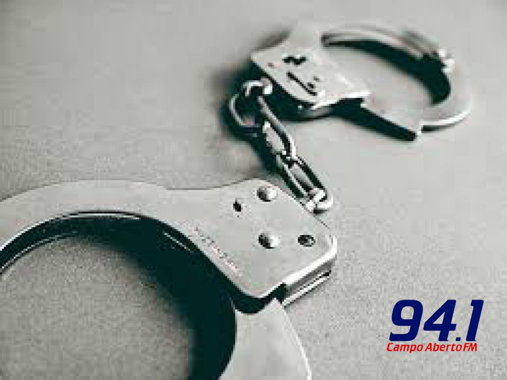 Laranjeiras: Homem com mandado de prisÃ£o Ã© preso pela PM no bairro JoÃ£o Fernandes