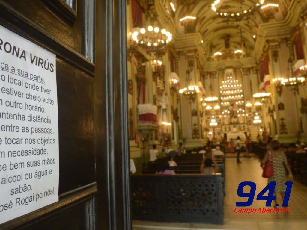 Secretaria da SaÃºde proÃ­be atividades presenciais em igrejas e templos de Curitiba e outras 133 cidades