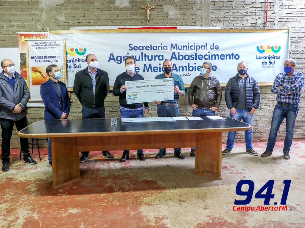 Laranjeiras do Sul - Ãgua Verde e 8 de Junho recebem recursos  do Programa Dinheiro na comunidade da prefeitura