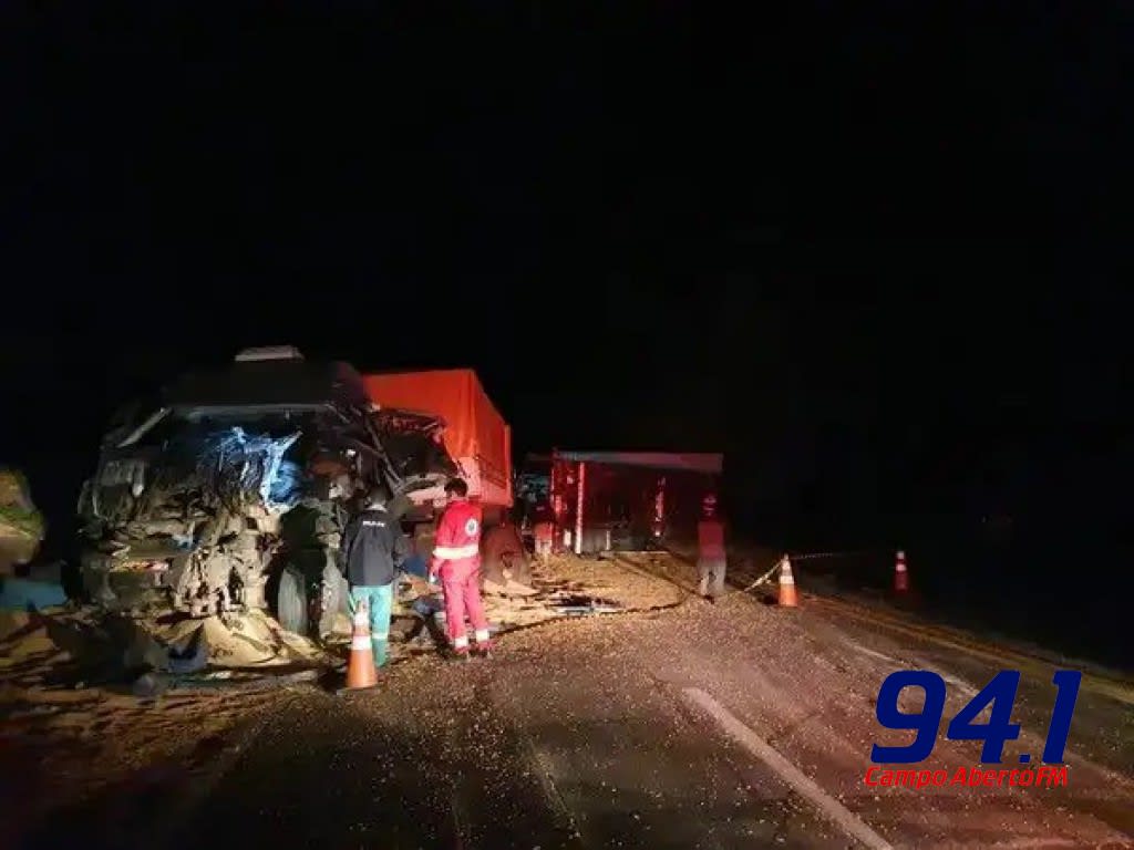 Guarapuava: Uma pessoa morre e trÃªs ficam feridas em acidente envolvendo trÃªs veÃ­culos na Serra da EsperanÃ§a na BR 277