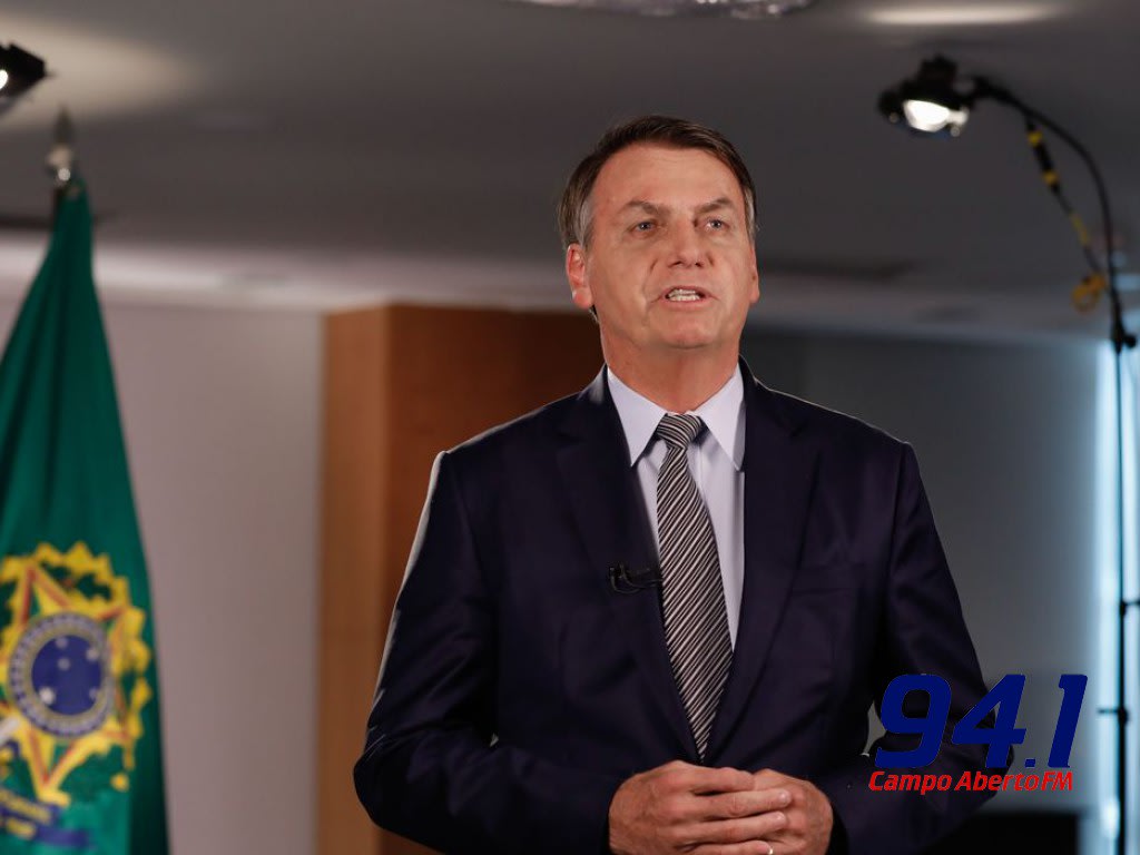 Bolsonaro: â€˜Estamos chegando ao nÃºmero de 100 mil (mortes); vamos tocar a vidaâ€™