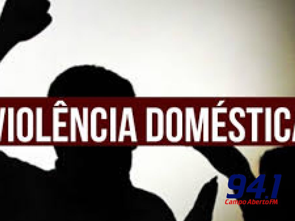 CandÃ³i: Homem Ã© preso apÃ³s agredir a companheira com pranchaÃ§os de facÃ£o e chutes por ela nÃ£o ter ordenhado as vacas