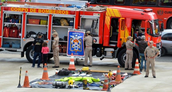 Bombeiros do ParanÃ¡ vÃ£o ajudar no combate a incÃªndio no Pantanal