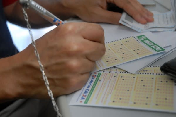 Mega-Sena acumula e prÃ³ximo sorteio vai pagar R$ 36 milhÃµes neste sÃ¡bado