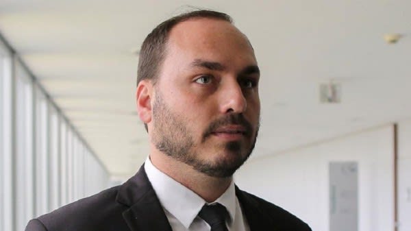 Ã€ PolÃ­cia Federal, Carlos nega ter produzido conteÃºdo ofensivo ao Supremo