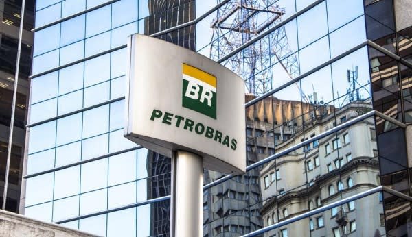 Petrobras: preÃ§o da gasolina Ã© reajustado em 4% a partir desta terÃ§a