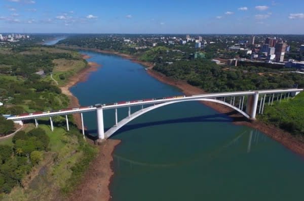 Ponte da Amizade, Ã© reaberta nesta manha de quinta-feira; mas hÃ¡ restriÃ§Ãµes