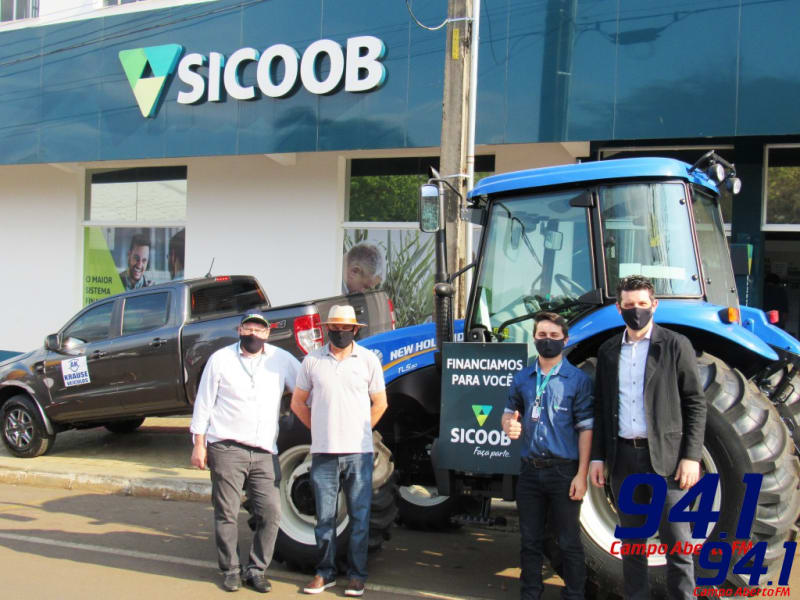 Laranjeiras do Sul  - Sicoob celebra dia do Agricultor