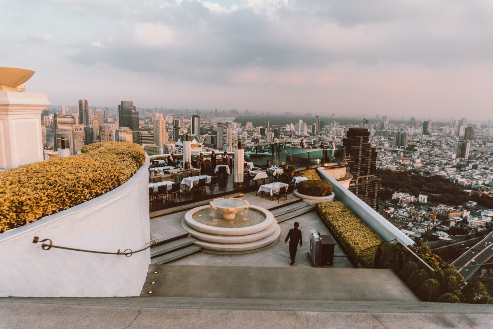 Elevate Your Dining Experience: Rooftop Restaurants in Bangkok