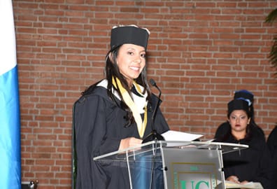 Beca Egresada Psicología