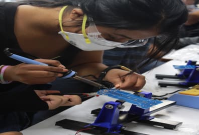 Curso de vacaciones: Mujeres en Ingeniería