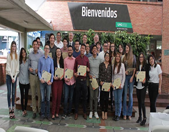 Relaciones UVG