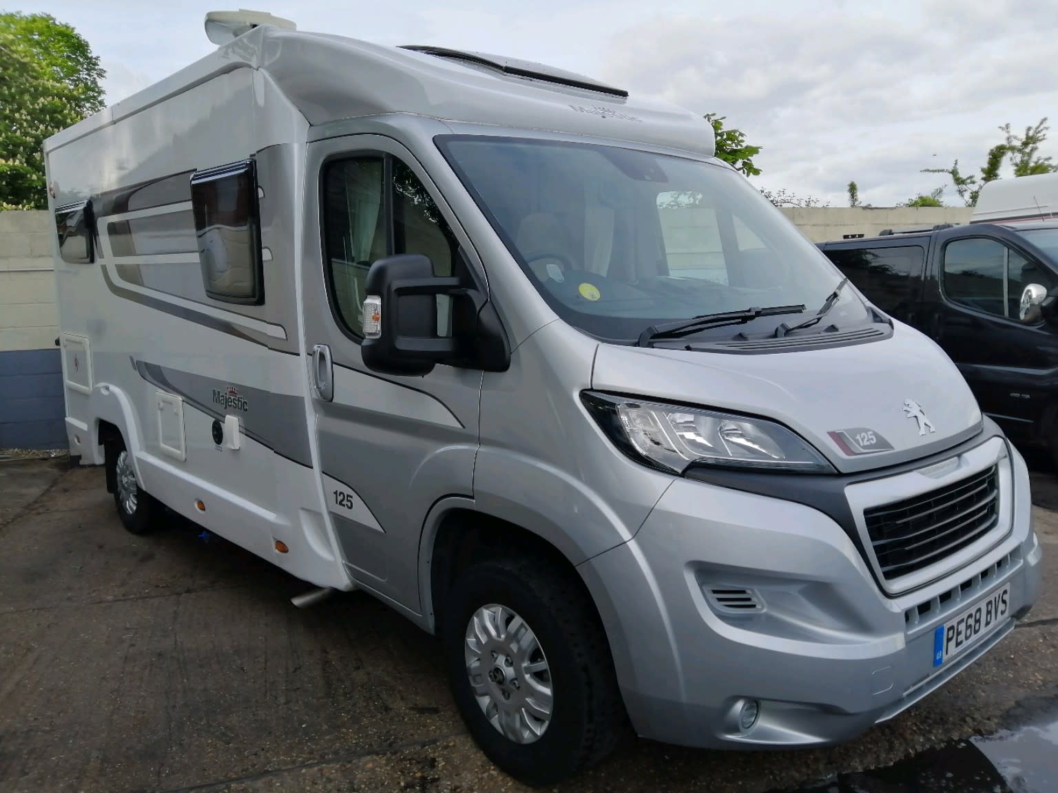 2019 Elddis Majestic 125 White