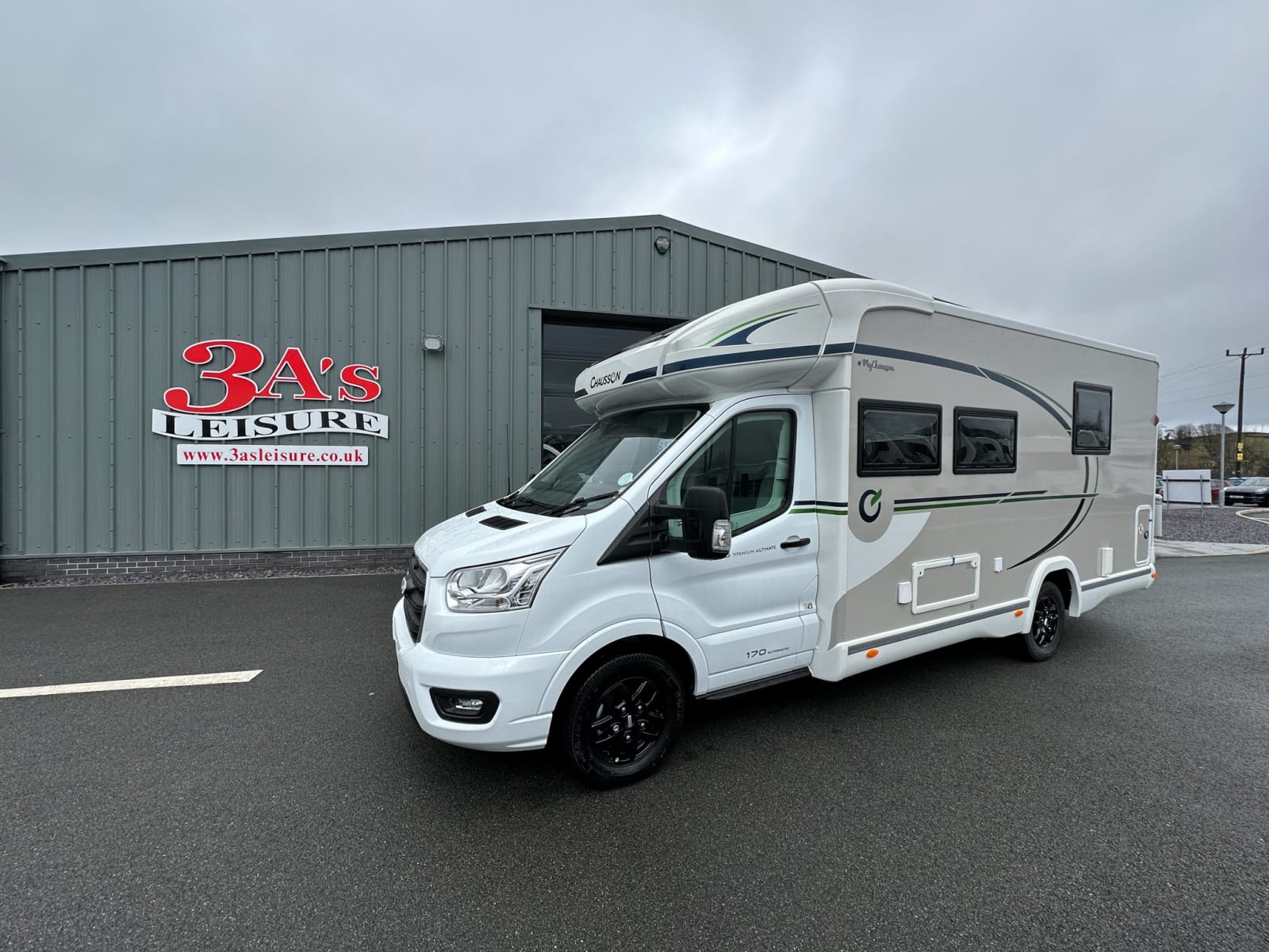 2023 Chausson Titanium