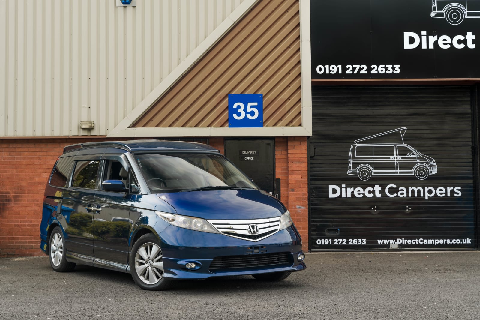 2.4 Automatic Luxury Campervan