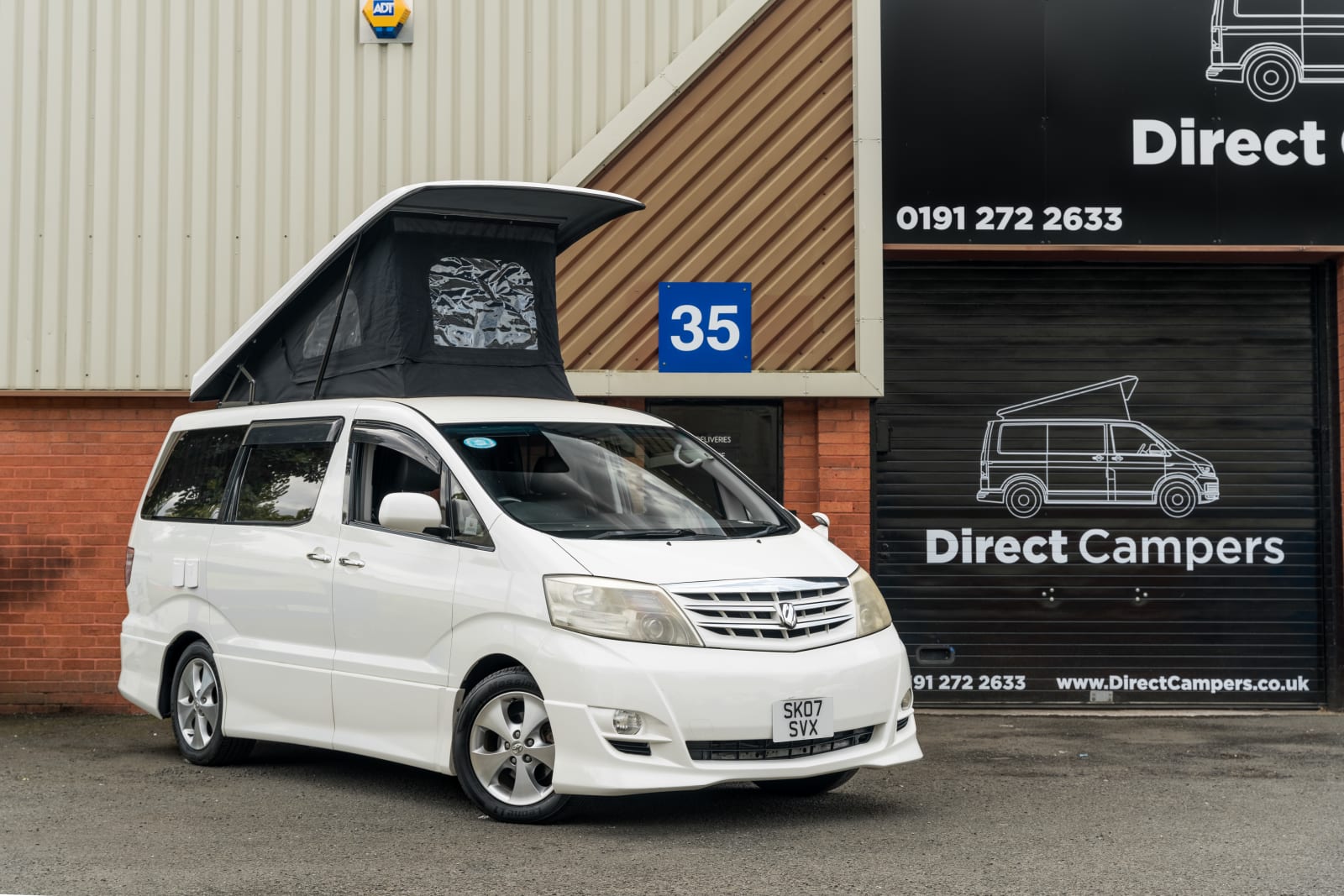 2.4 Automatic Luxury Campervan