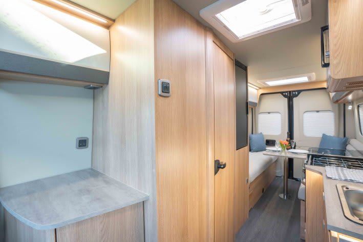 Fiat Autotrail V-Line 635 SE 140BHP Auto - Campervan