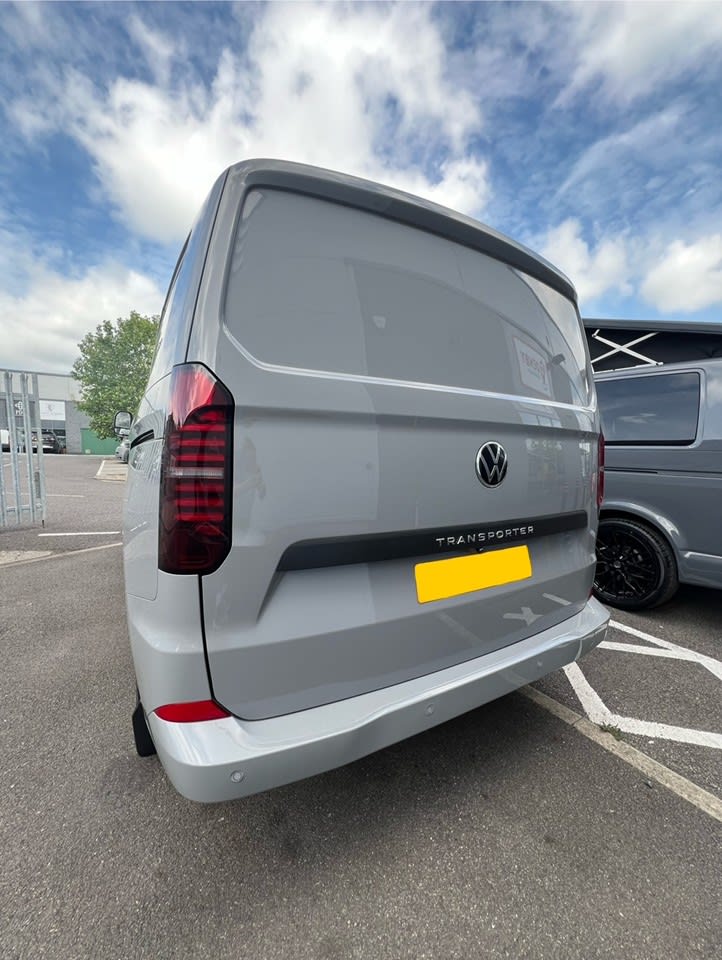 Swb Unit 2026 Volkswagen Transporter T7 Campervan SWB Commerce Pro for Sale