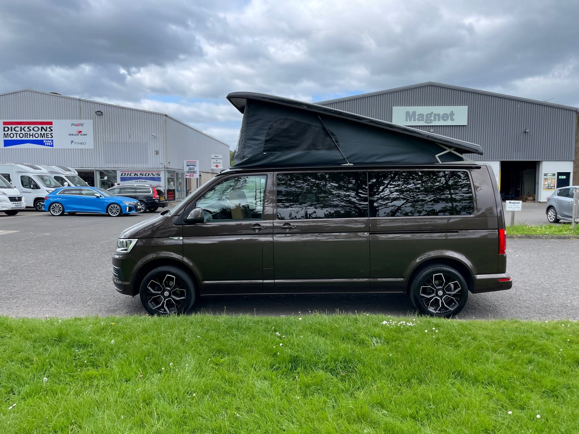 Volkswagen Caledonia Camper Conversion 4 Berth