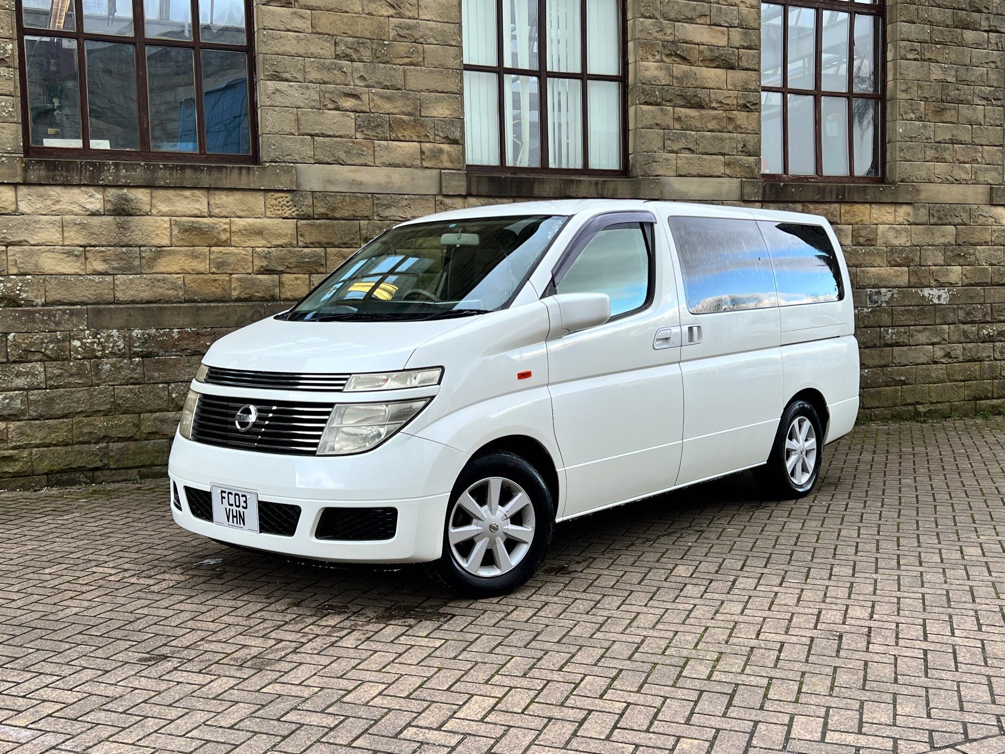 2017 Nissan Elgrand