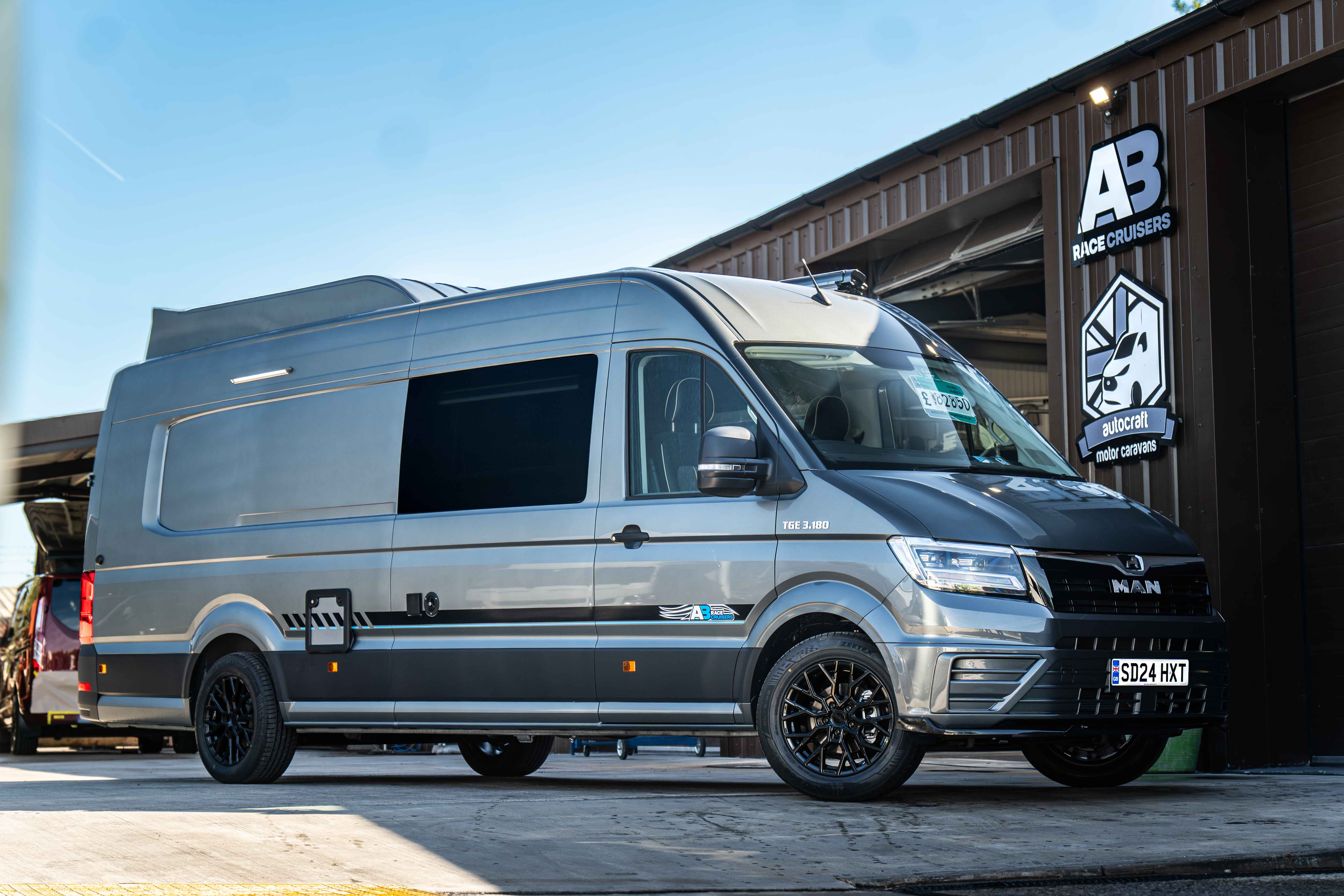 Brand New Ab Race Cruiser 2024 Autocruiser Campervan High...