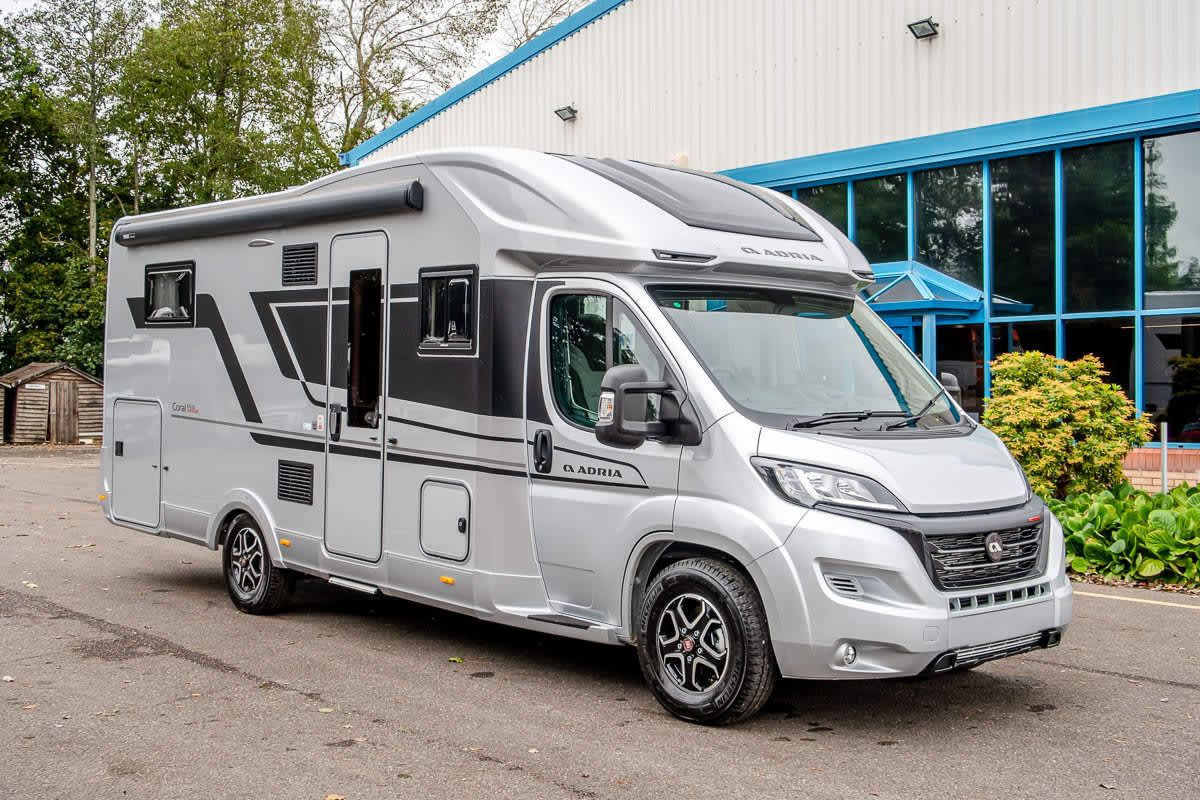 New Adria Coral Supreme 670 DC 2022 Motorhome
