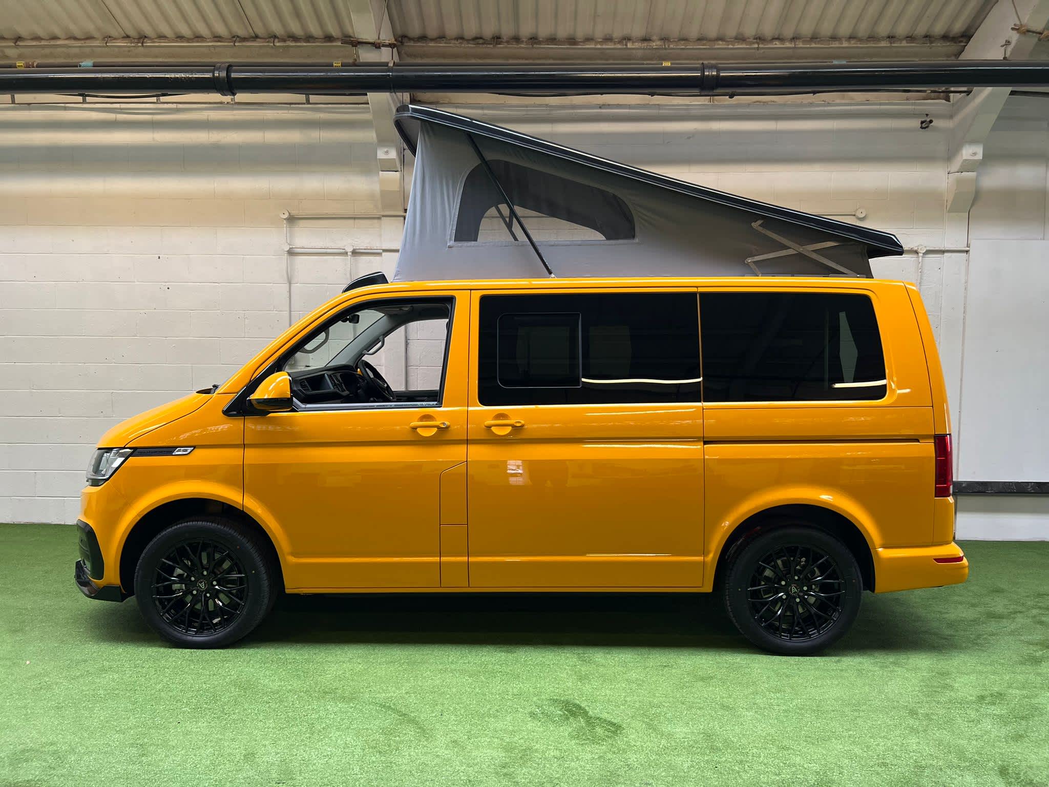 2022 Volkswagen Transporter - T6.1 Highline 150 - SWB - Ricos ...