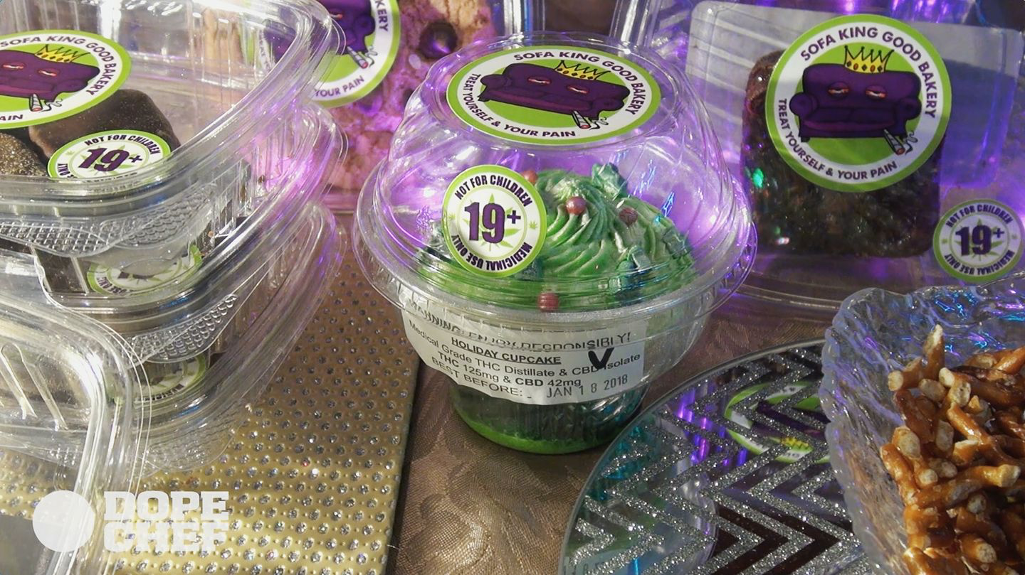 Sofa King Good Bakery Matttroy