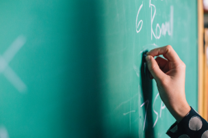 Choosing the best fashion school for you