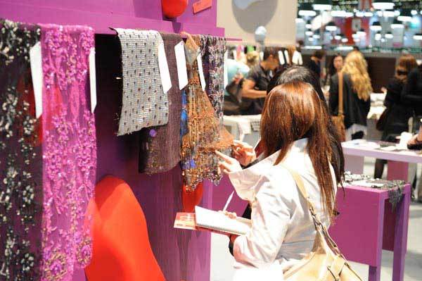 premierevision-2010fw_special-fabrics