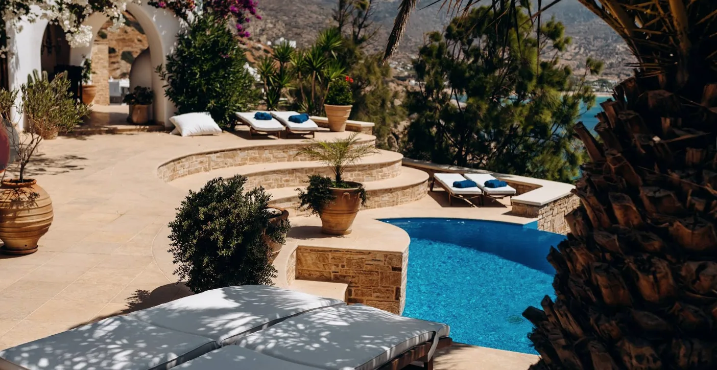 Cycladic Gem Luxury Villa - Near Mylopotas