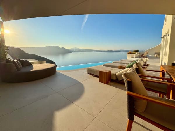 Canaves Oia - wedding venue in Santorini